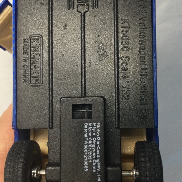 5" kinsmart VW 1962 Volkswagen Bus Die Cast 1:32 Pull Back Action Diecast - Picture 7 of 13